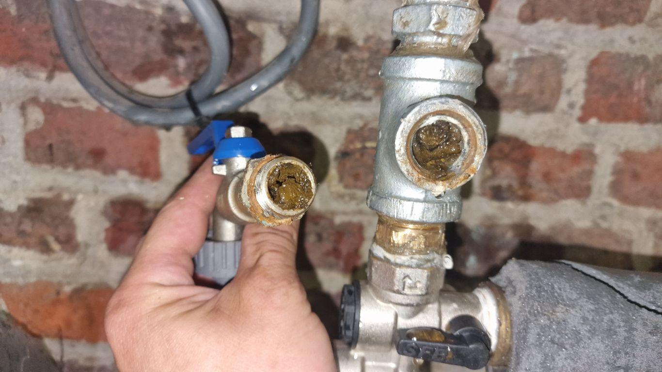 Comment faire pour avoir plus de pression d eau dans la maison