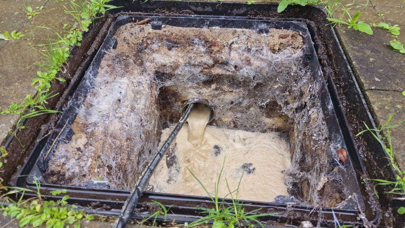 Debouchage canalisation d egout a waterloo