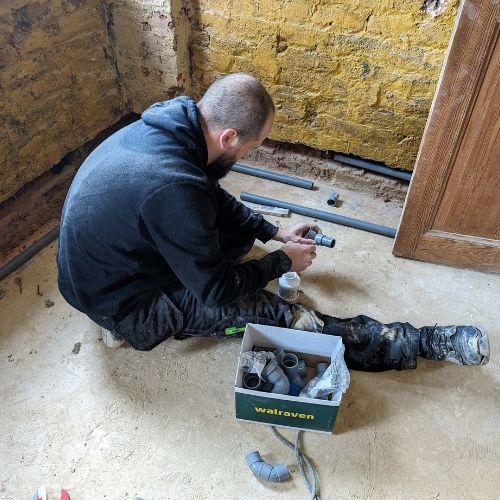 Changer les tuyaux lors de rénovation salle de bain : VDK