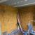 Préparation des murs lors de la rénovation d'une salle de bain avec VDK Plombier