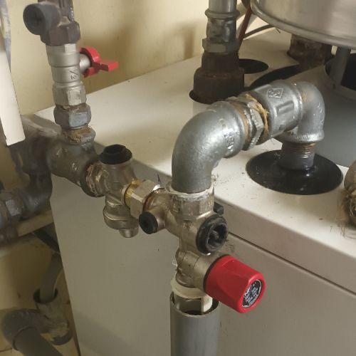 Reglage reducteur de pression ballon d eau chaude 1